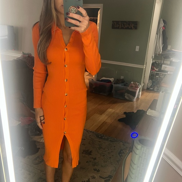 Ribbed orange dress - Picture 3 of 3